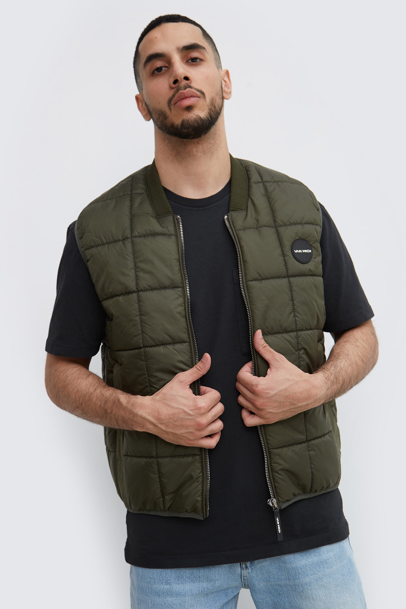 Жилет Van Mich