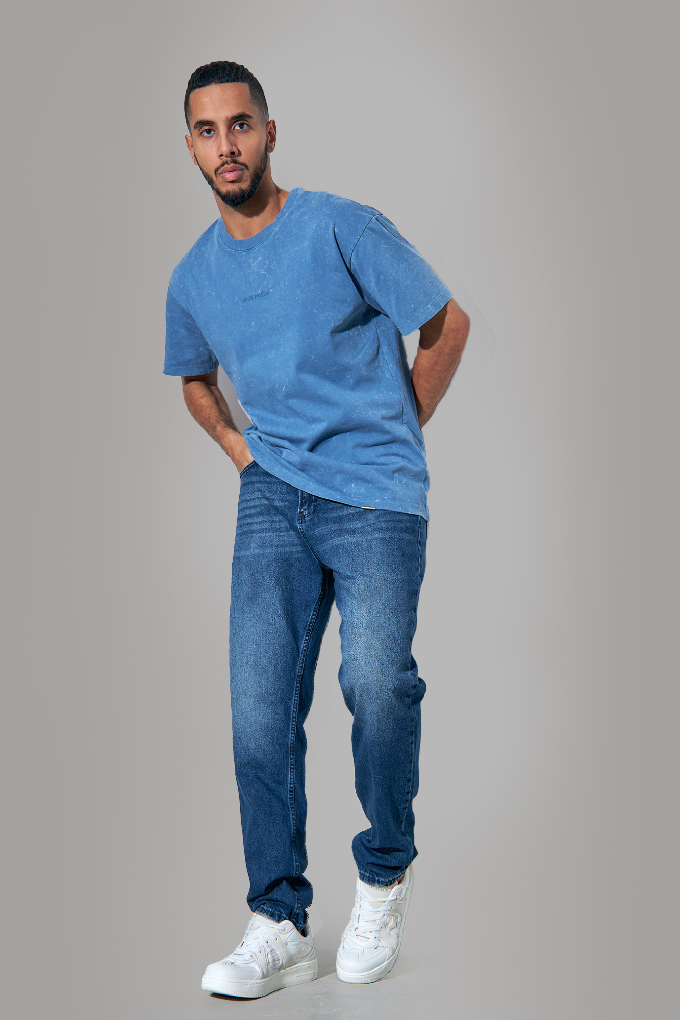 Джинсы Regular Taper Van Mich